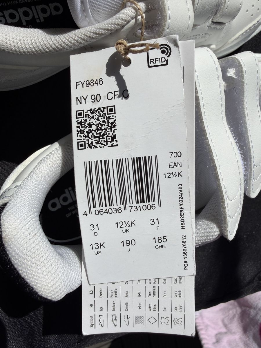 Adidas Scarpe per ragazzi: NEU Adidas Kinder Schuhe - Gr. 31 – Nuovo e nell'imballaggio originale da Davos Platz venduto da Ch01girl 4