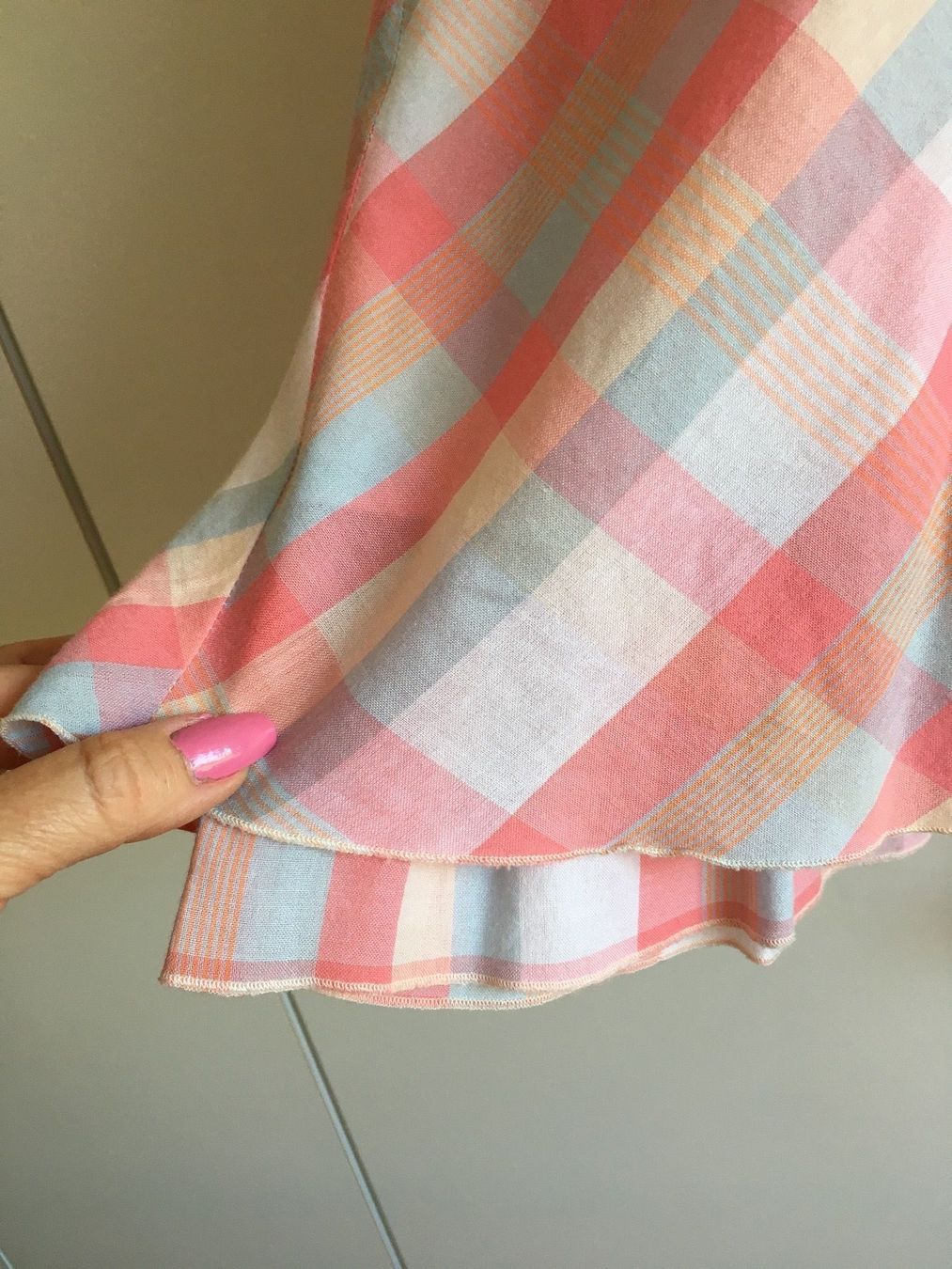 Kleider: Wunderschönes ärmelloses Sommerkleid aus Baumwolle – Gebraucht aus Bern von Smile-2707 7