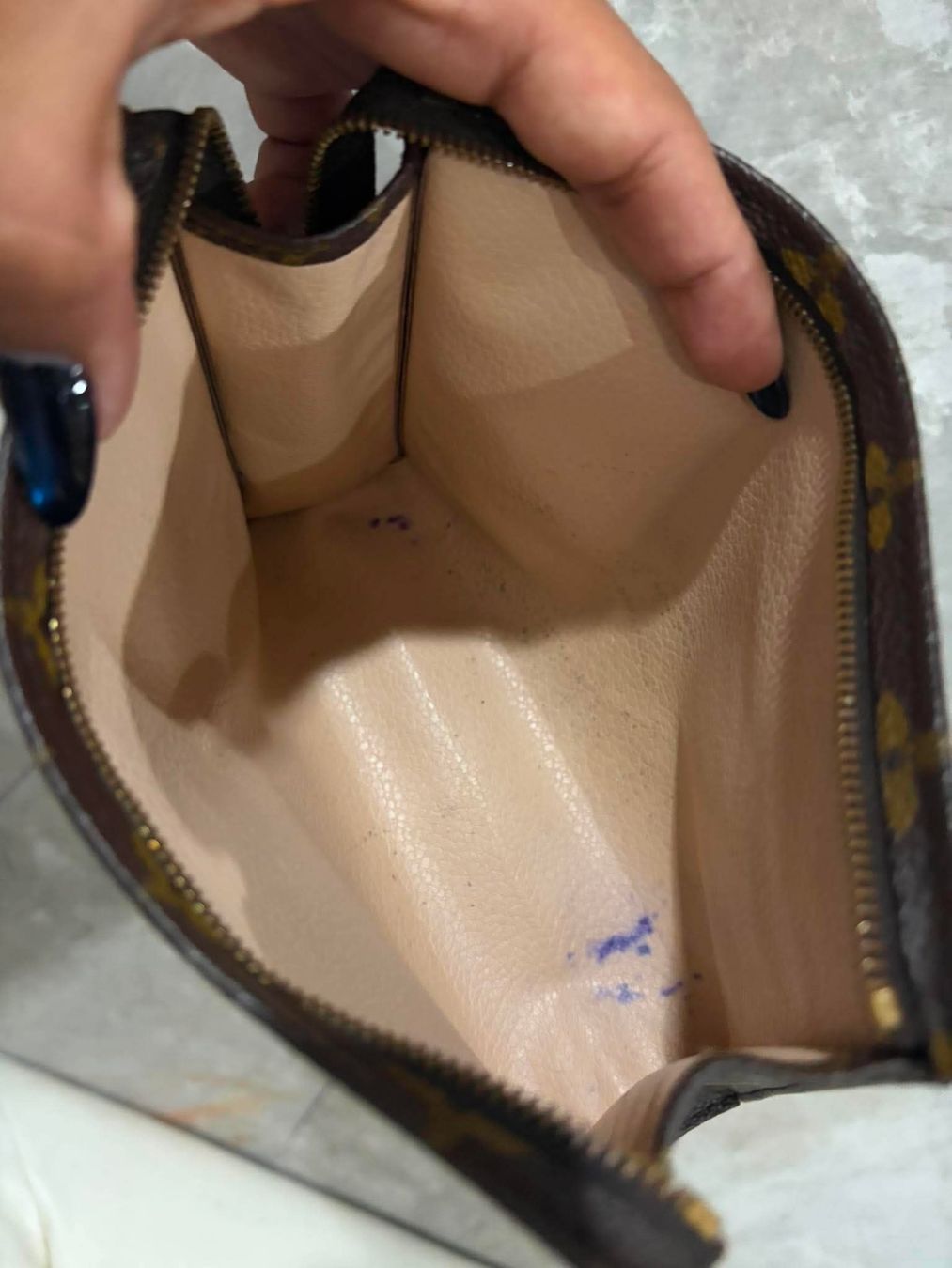 Louis Vuitton Borse: Louis Vuitton Toiletry Pouch 19 cm – Usato da Widnau venduto da Pukpan_99 9