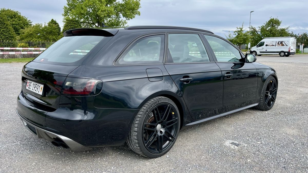 Audi Automobili: AUDI S4 3.0 V6 Avant 333PS – Usato da Riggisberg venduto da mracing444 2