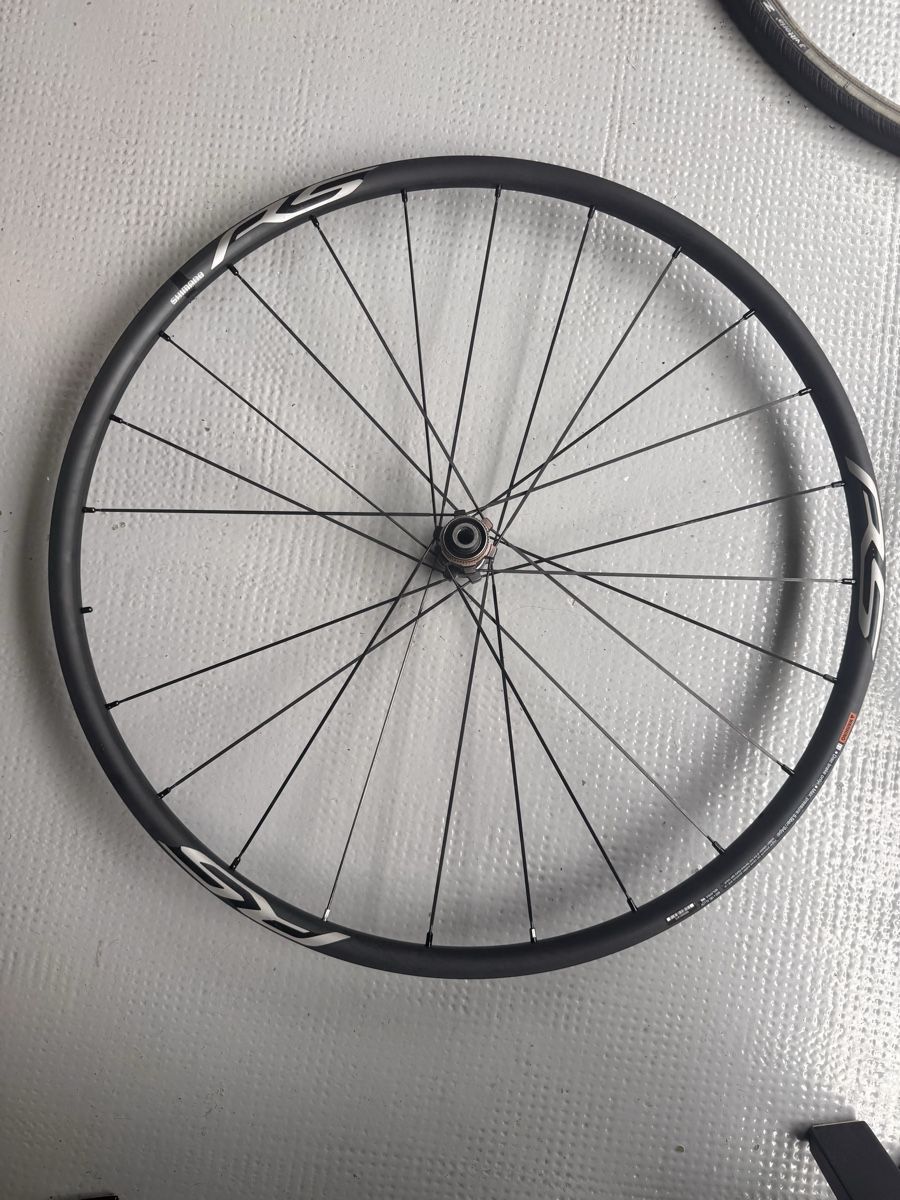 Pneus & Kompletträder: Shimano WH-RS171 und WH-RS370 – Defekt aus Basel von kon_2l5h 5