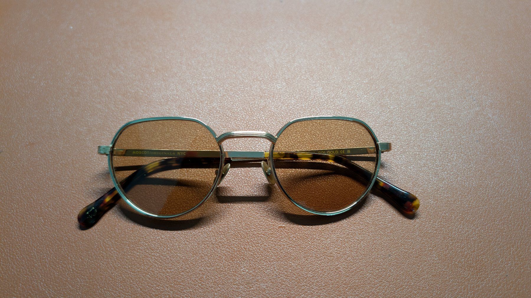 Moscot Occhiali & Lenti: Moscot SMENDRIK Sonnebrille, Grösse 48, Gold – Nuovo (secondo la descrizione) da Zürich venduto da RavN