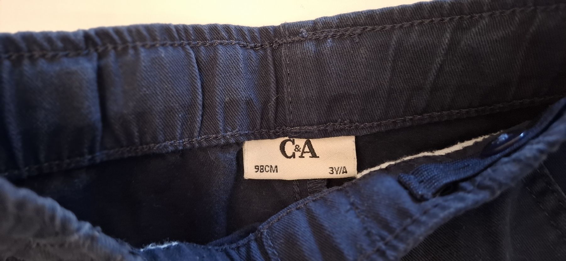 Pantaloni: Hosen Grösse 98 – Usato da Balzers venduto da bomeranza_96 4