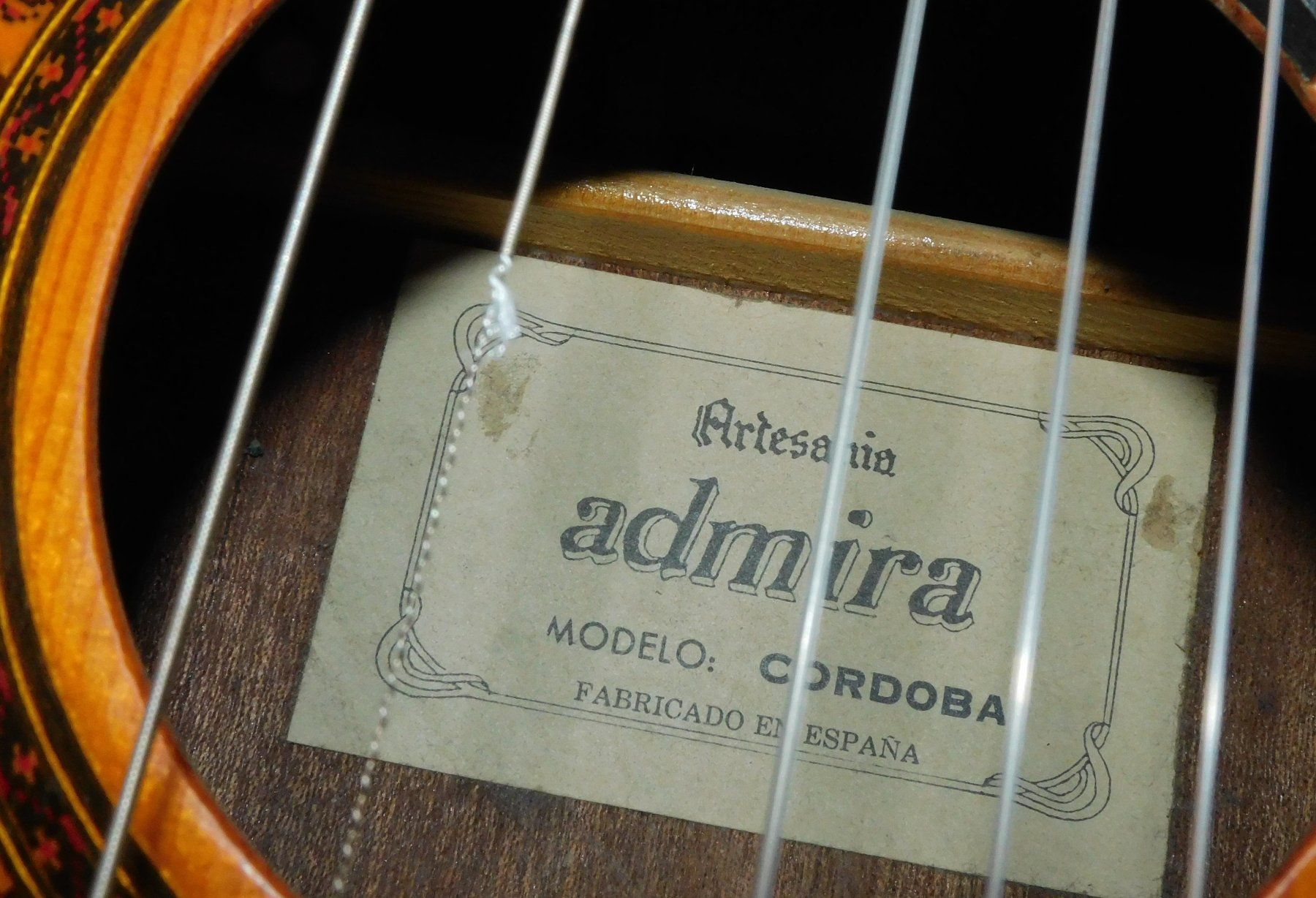 Strumenti musicali: Gitarre klassiche Gitarre mit Ledercase  1 meter – Usato da Sursee venduto da 76 9