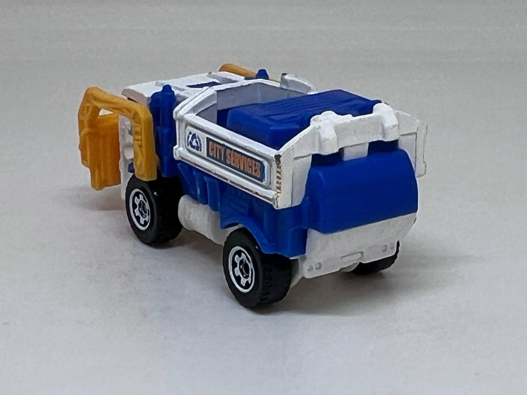 Matchbox Modellini d'auto: Matchbox Garbage Gulper #480 – Usato da Wildegg venduto da LaaBoutique 2