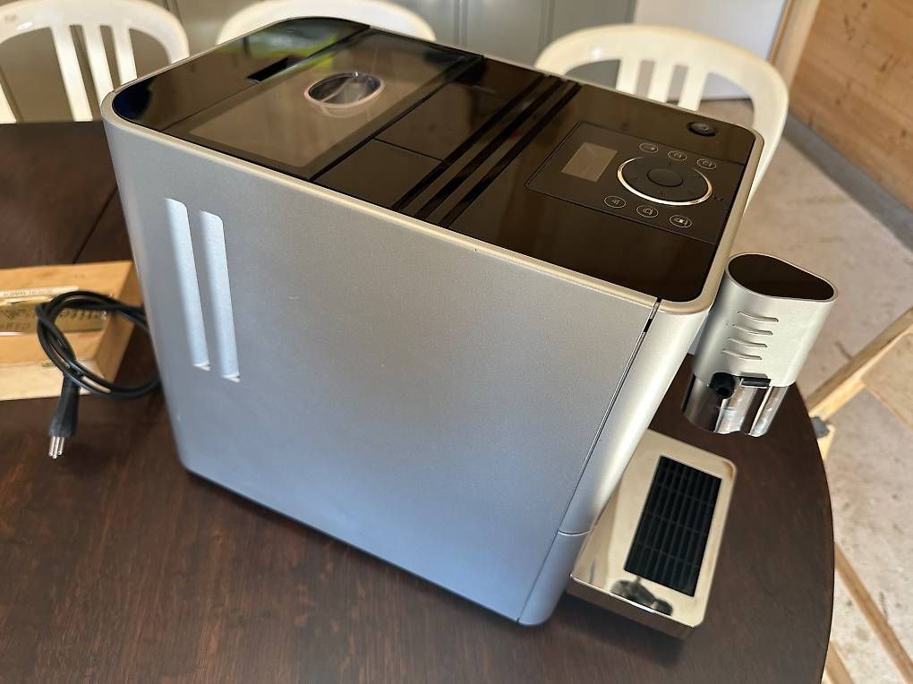 Macchine per caffè & Macchine per espresso: Jura ENA Micro 9 – Usato da Grüningen venduto da lovinho 1