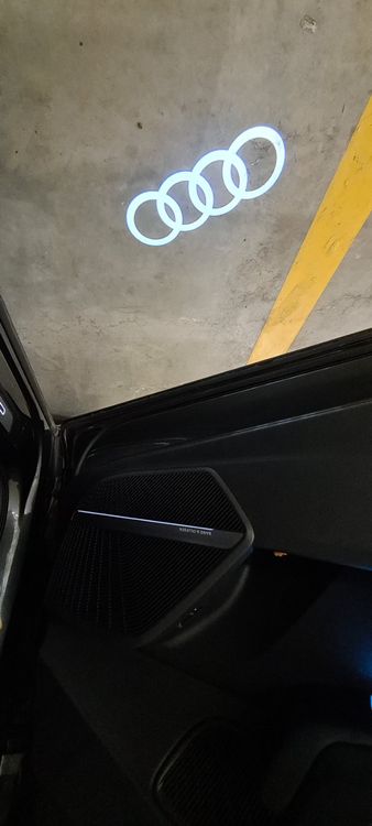 4X Original Audi LED Einstiegsbeleuchtung Tür Logo Projektor