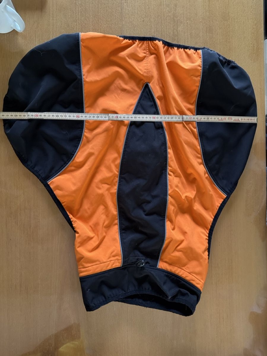 Abbigliamento: Hundemantel orange – Usato da Brunegg venduto da Rachizora 1
