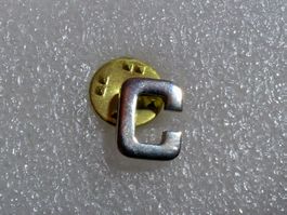 Ansteckpin 245: Buchstabe