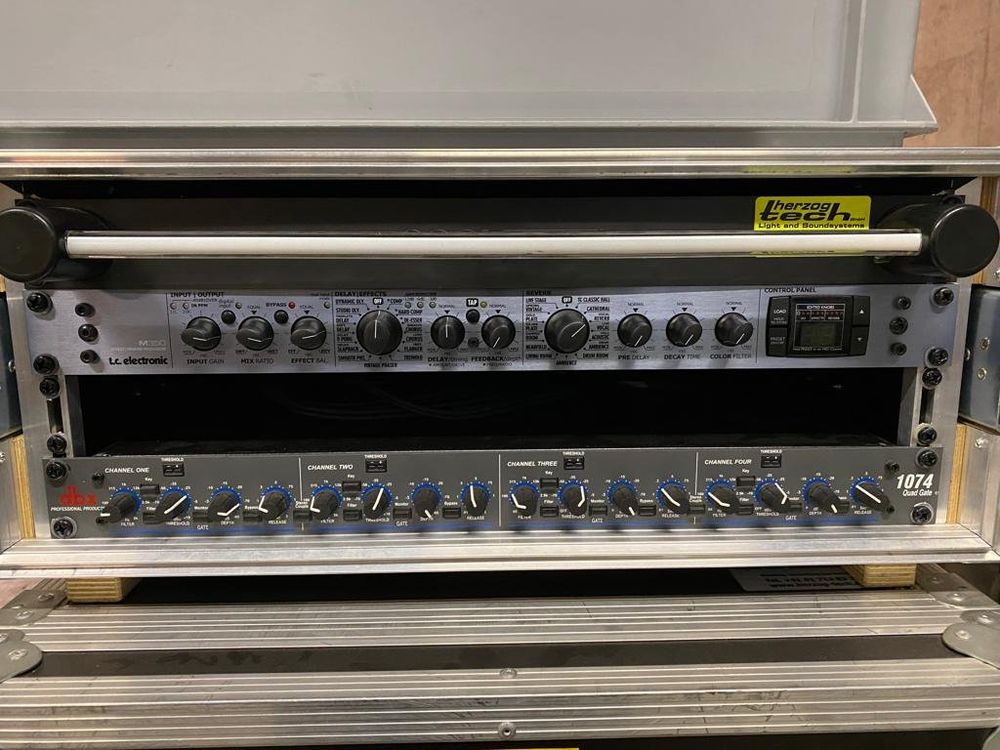 FLIGHT CASE PER AMPLIFICATORE COMBO CHITARRA MARSHALL FENDER VOX - Foto 5