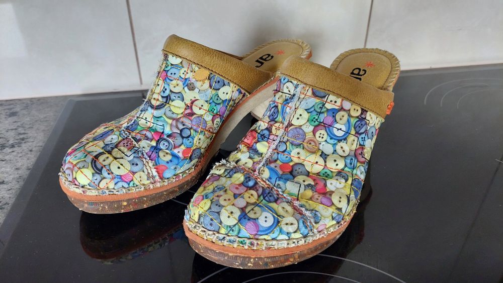 Sabots Mules Art 39 Clogs Pantoletten (Gebraucht) in Vendlincourt für ...