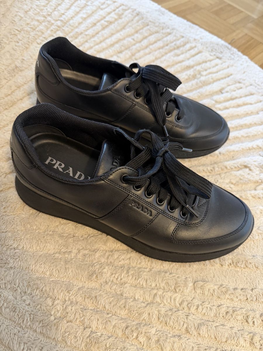 Prada Scarpe da uomo: Prada black leather sneakers 42 – Nuovo (secondo la descrizione) da Genève venduto da kam_m6mq 4