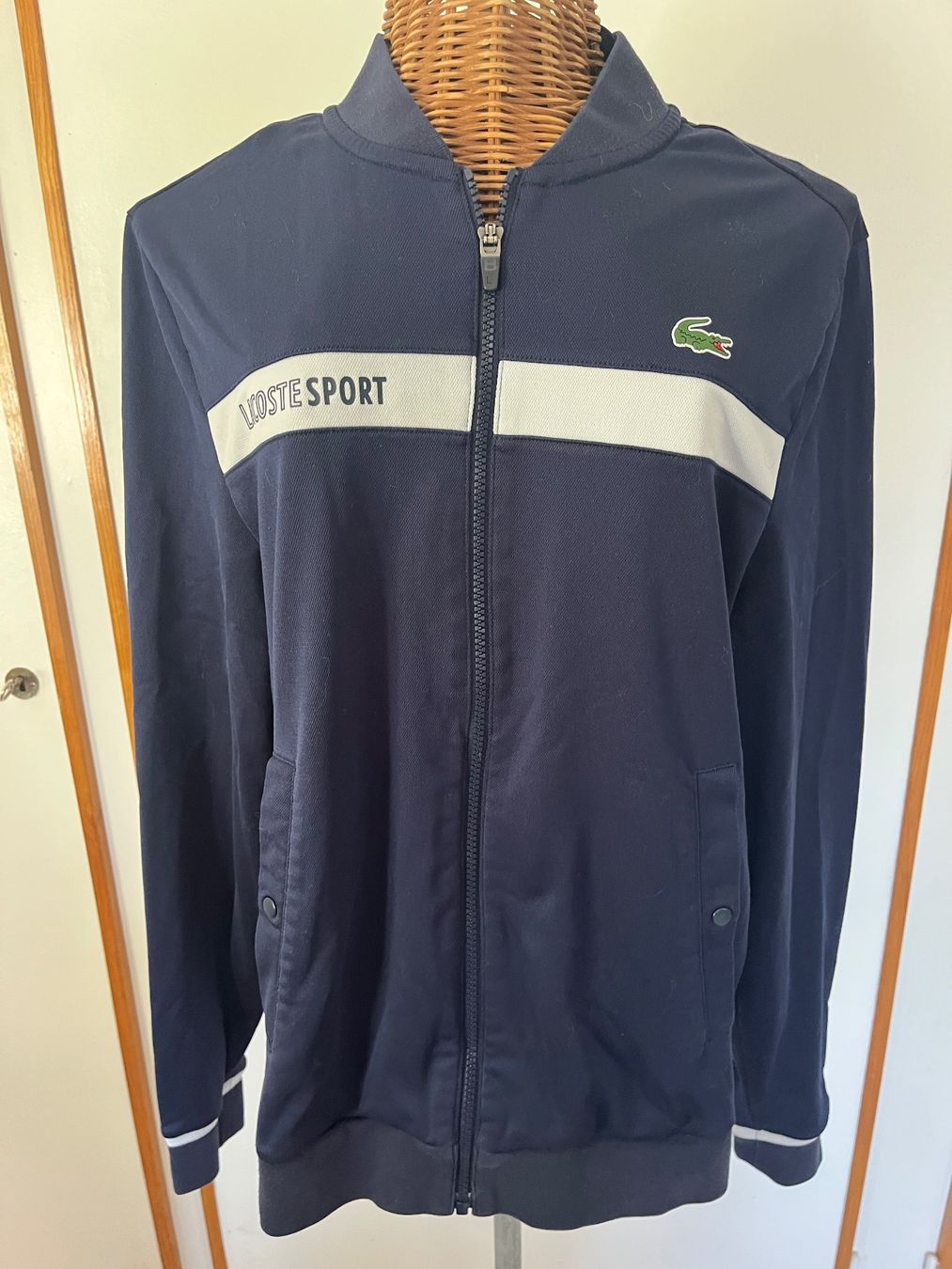 Lacoste Giacche: Lacoste Sport Trainerjäckli Gr. M – Usato da Utzenstorf venduto da Ismaele