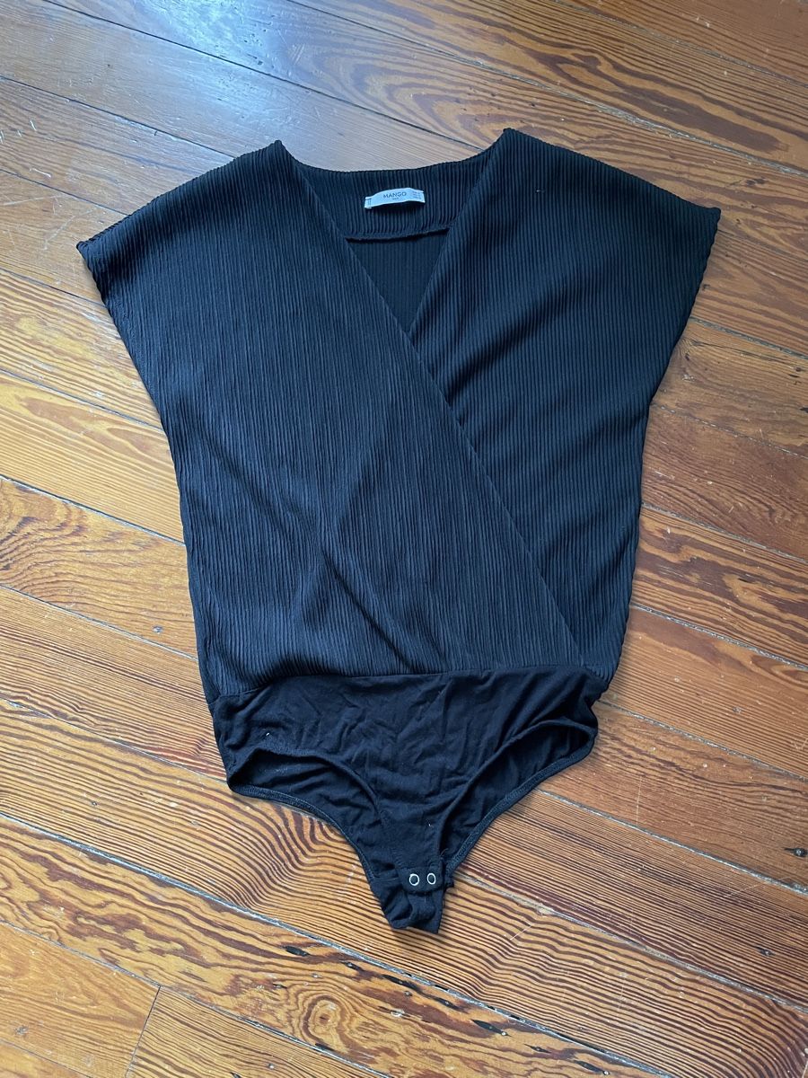 Mango Top: Schwarzer Body, Grösse M! – Usato da Bern venduto da Corinn_na