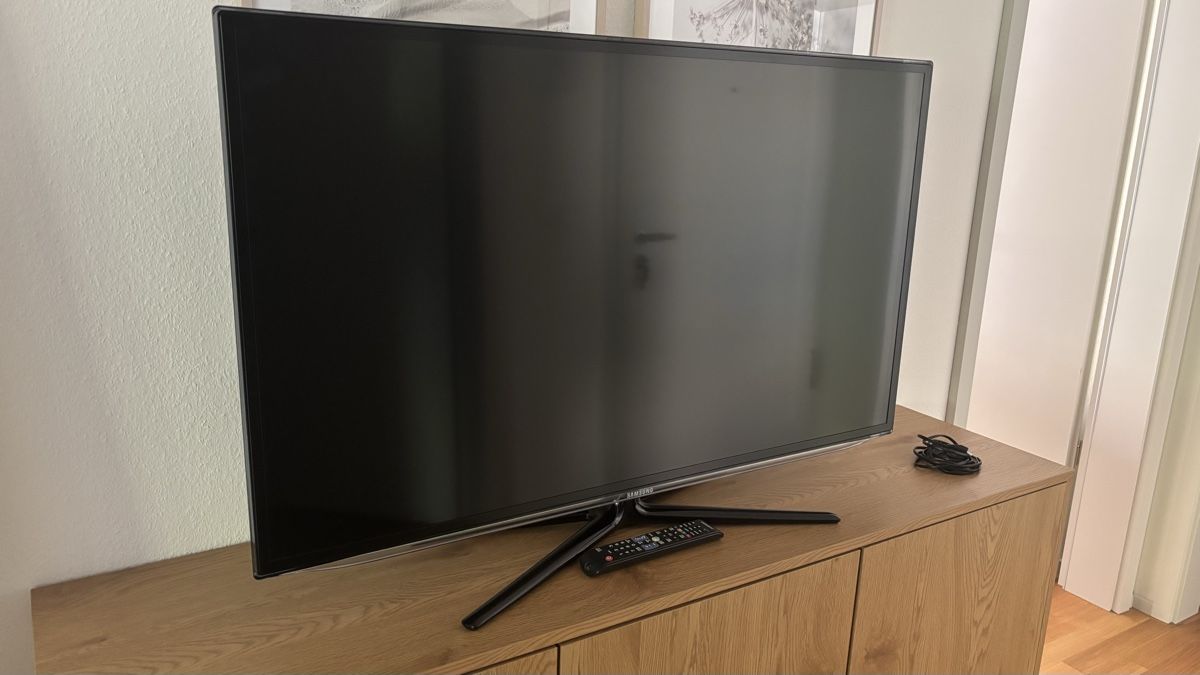 Televisori: Samsung TV (46 Zoll) – Usato da Basel venduto da roman1986