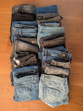Mega Jeans-Paket: 14 Damen-Hosen (Gr. S-M)