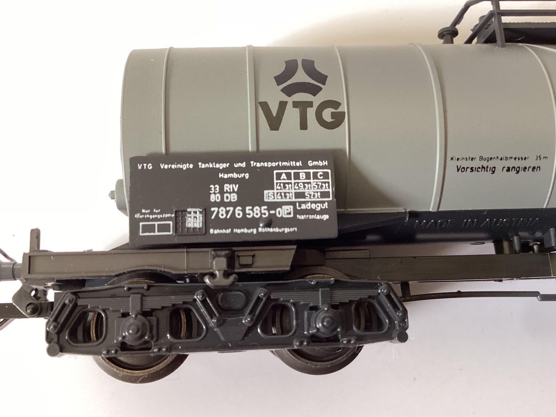 Roco Modellini di ferrovie: Roco Güterwagen DB 1:87 H0 – Usato da Effretikon venduto da simtek_de 5