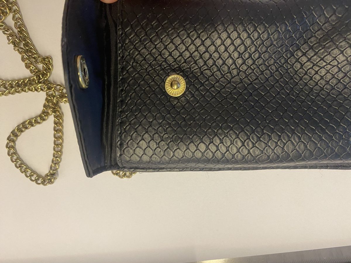 Borse da donna: Tasche klein Schlaufe Gold – Usato da Seewen SO venduto da HappyHappyHappy 1