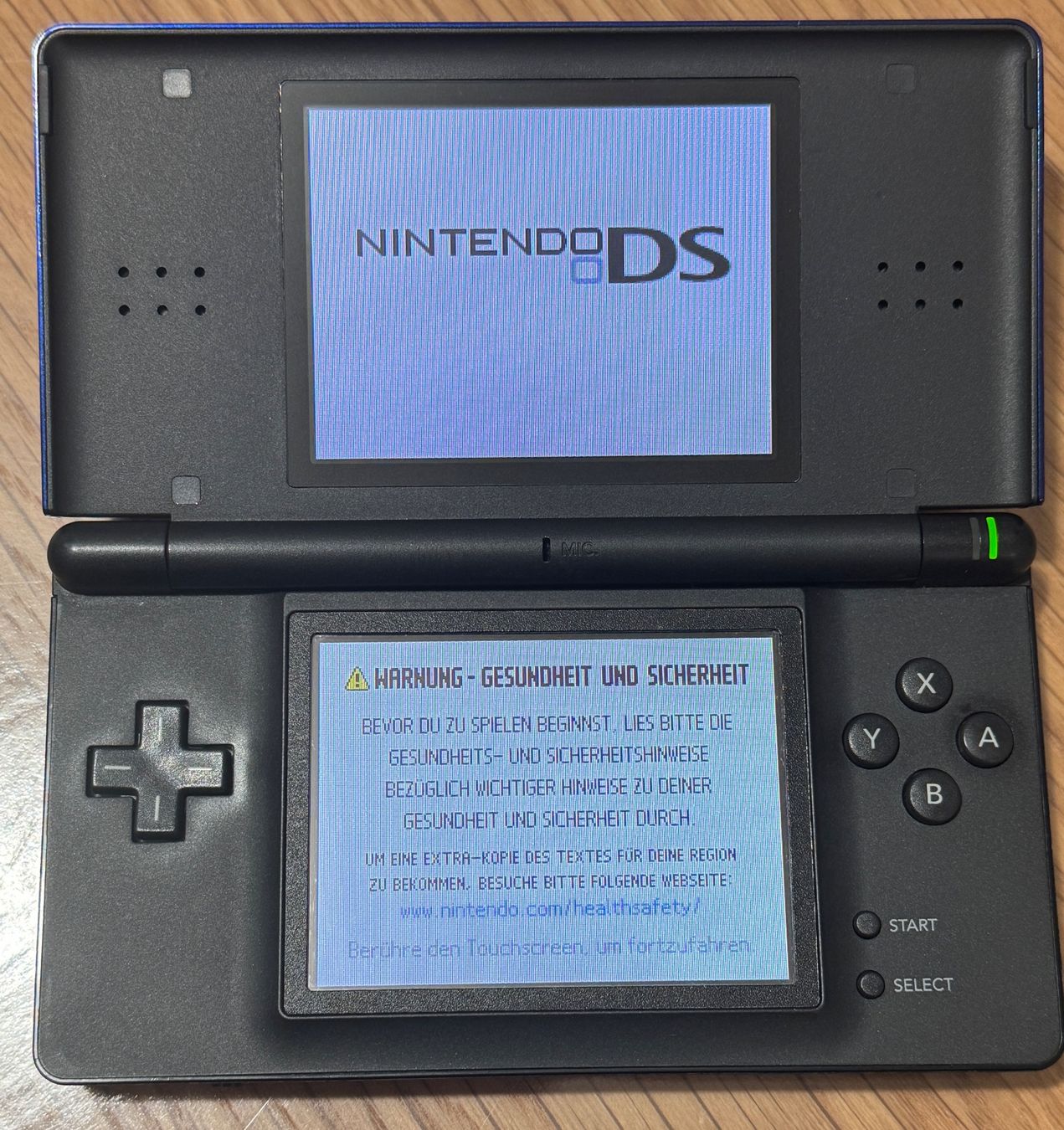 Nintendo Console: Nintendo DS lite + 7 Spiele + Zubehör – Usato da Volketswil venduto da IT-Mac 1
