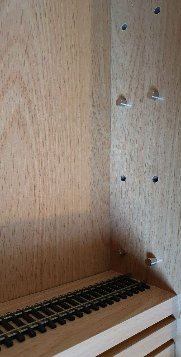 Vitrinen: Vitrine – Gebraucht aus Burgdorf von Hugob4 5