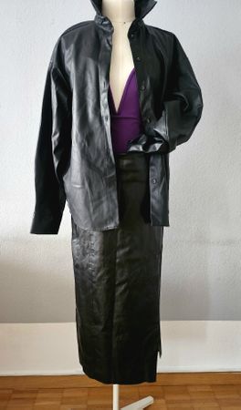 Zara Lederrock, Gr. M, schwarz, neuwertig für den Herbst!