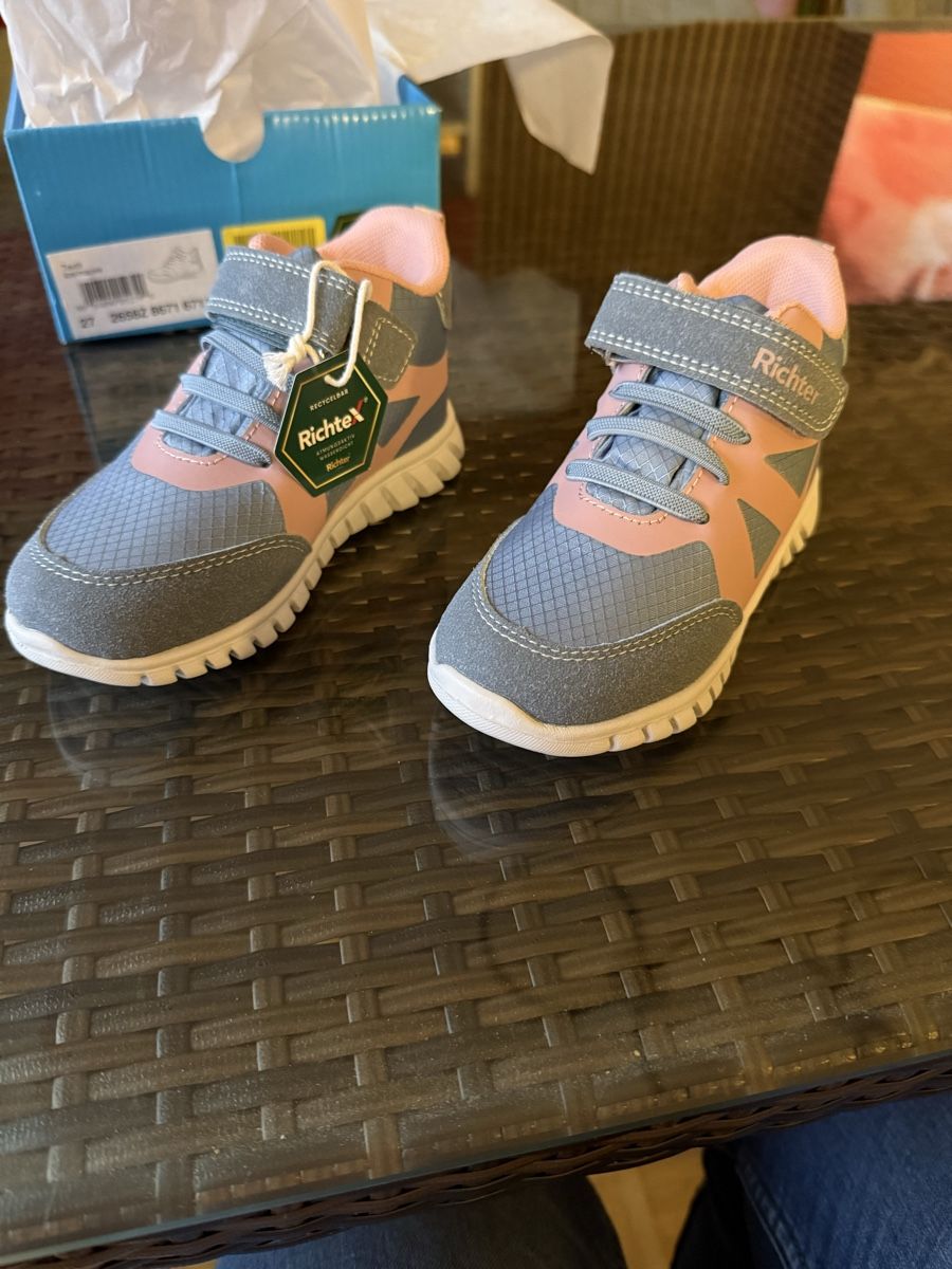 Schuhe für Mädchen: Chaussures enfants taille 27 – Neu und originalverpackt aus Pully von karinos1526 3