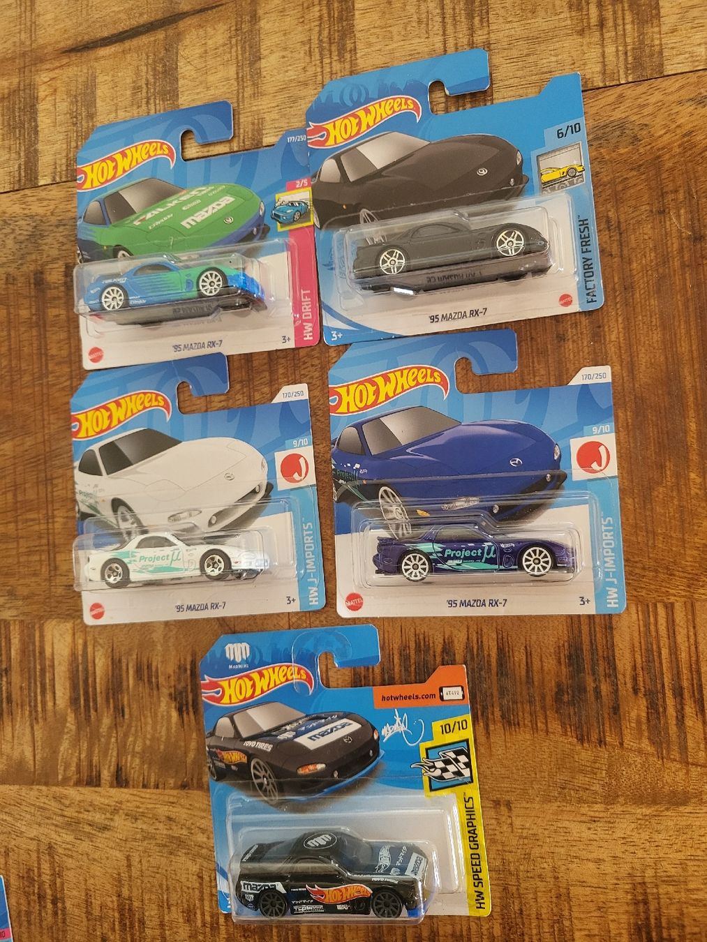 Hot Wheels Modellini d'auto: Hot Wheels Mazda RX-7 Sammlung 5 Stk. OVP – Nuovo e nell'imballaggio originale da Jona venduto da mjo_f5t2 2