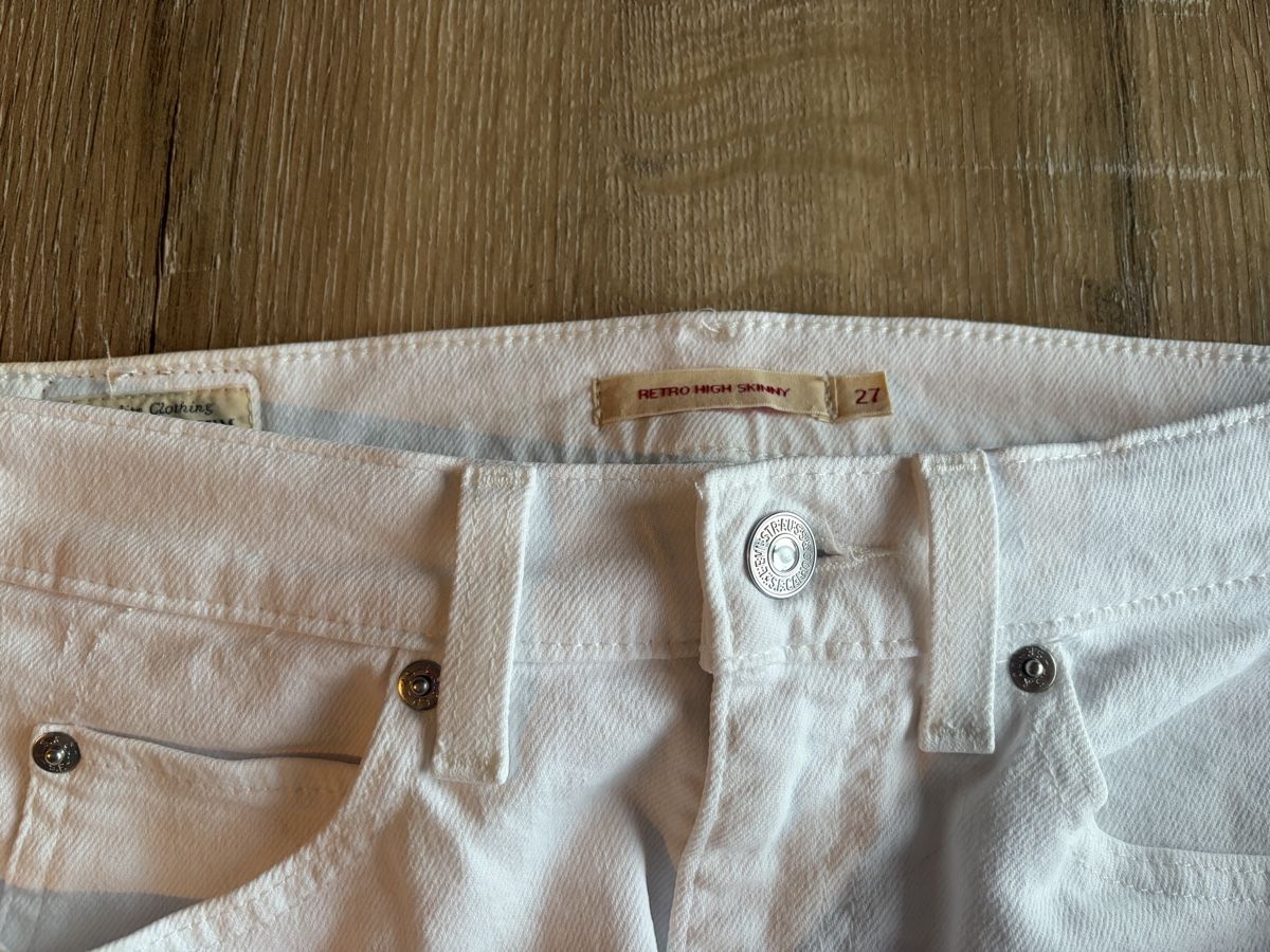 Levi's Jeans: Jeans Levi’s blanc taille S – Nuovo (secondo la descrizione) da Dully venduto da CELINE.D11 3
