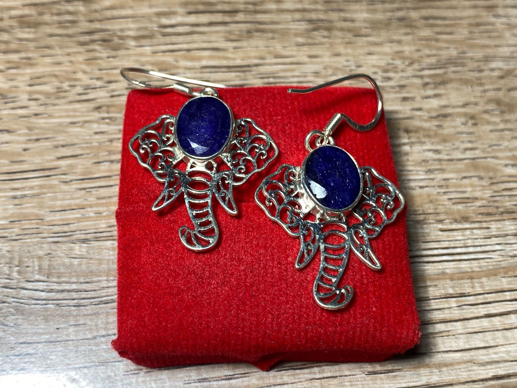 Orecchini pendenti & Orecchini a lobo: Boho Elefant Ohrringe 925 Silber natürlicher Blauer Saphir – Nuovo e nell'imballaggio originale da Laax venduto da Kiki_Kingdom3 6