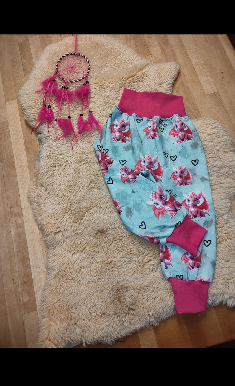Hosen: Pumphose Drachen pink 80/86 – Neu (gemäss Beschreibung) aus Attiswil von Velvet81 1