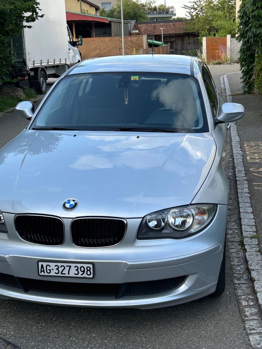 BMW Automobili: Bmw 118d 2010 – Usato da Zürich venduto da luk_nhp2