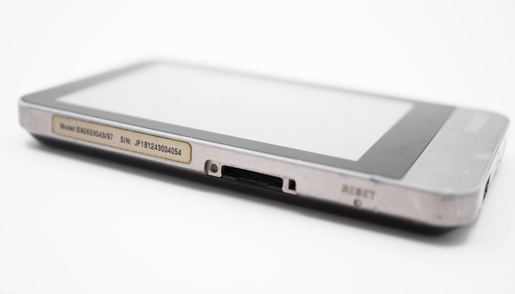 Philips Tragbarer Mediaplayer: Philips GoGear 4GB Touchscreen + FM Radio + Record + SD Card – Gebraucht aus Thörishaus von vintagger 5