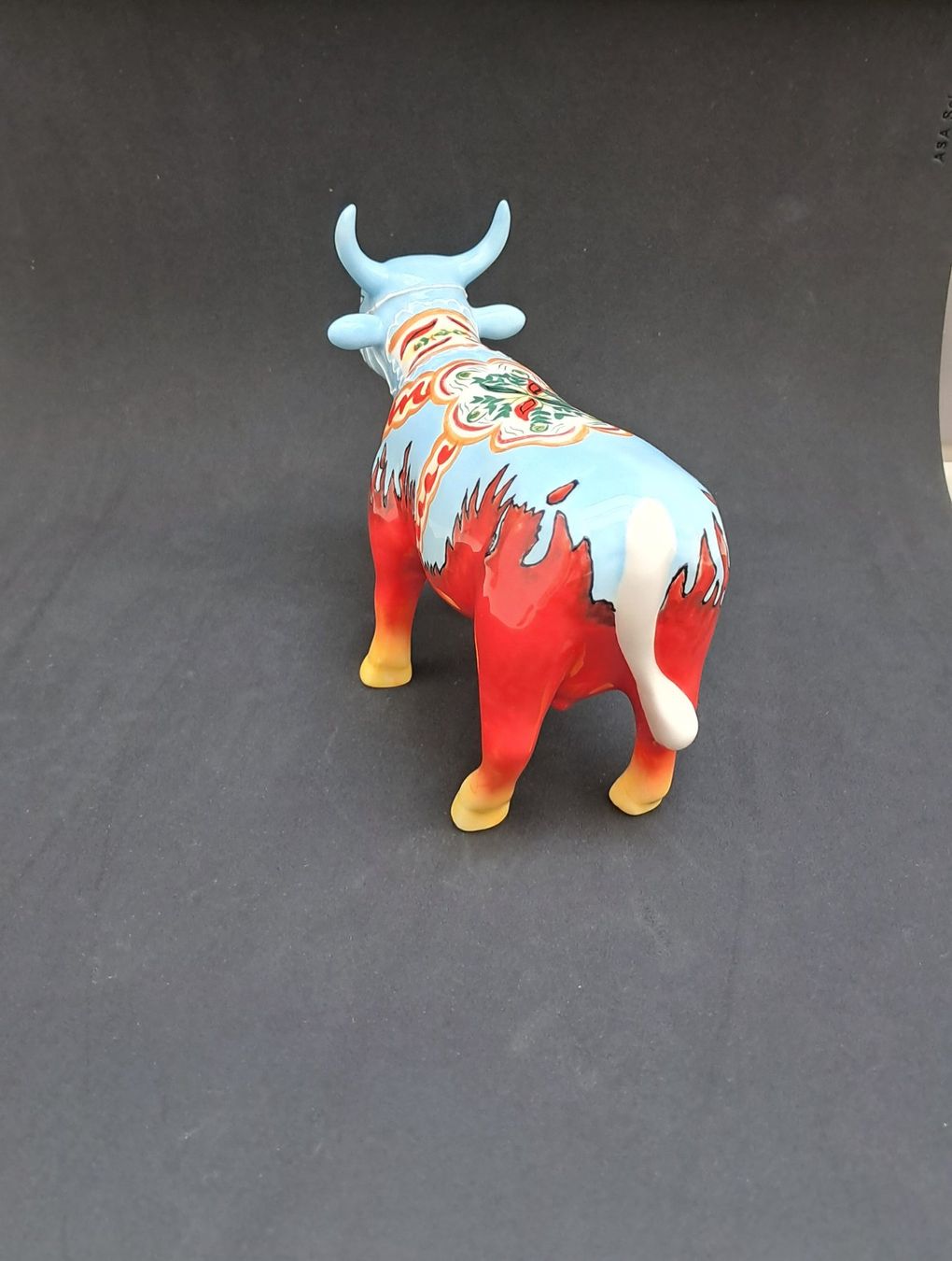 Statuette: Cow Parade – Nuovo e nell'imballaggio originale da Lufingen venduto da E-Auktion 2