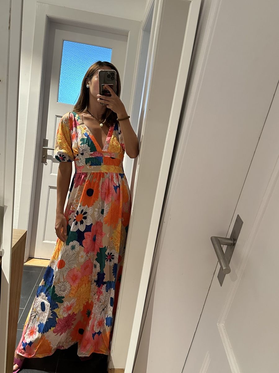 Robes: Kleid – Neuf (Voir description) à Bern par mystyle_bern