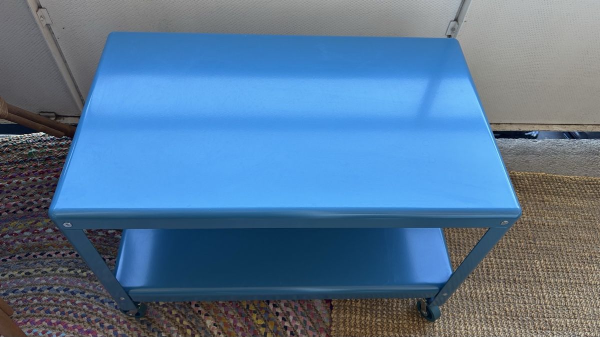 Ikea Tavoli: Beistelltischli auf Rollen  – Usato da Zürich venduto da amidala05 1