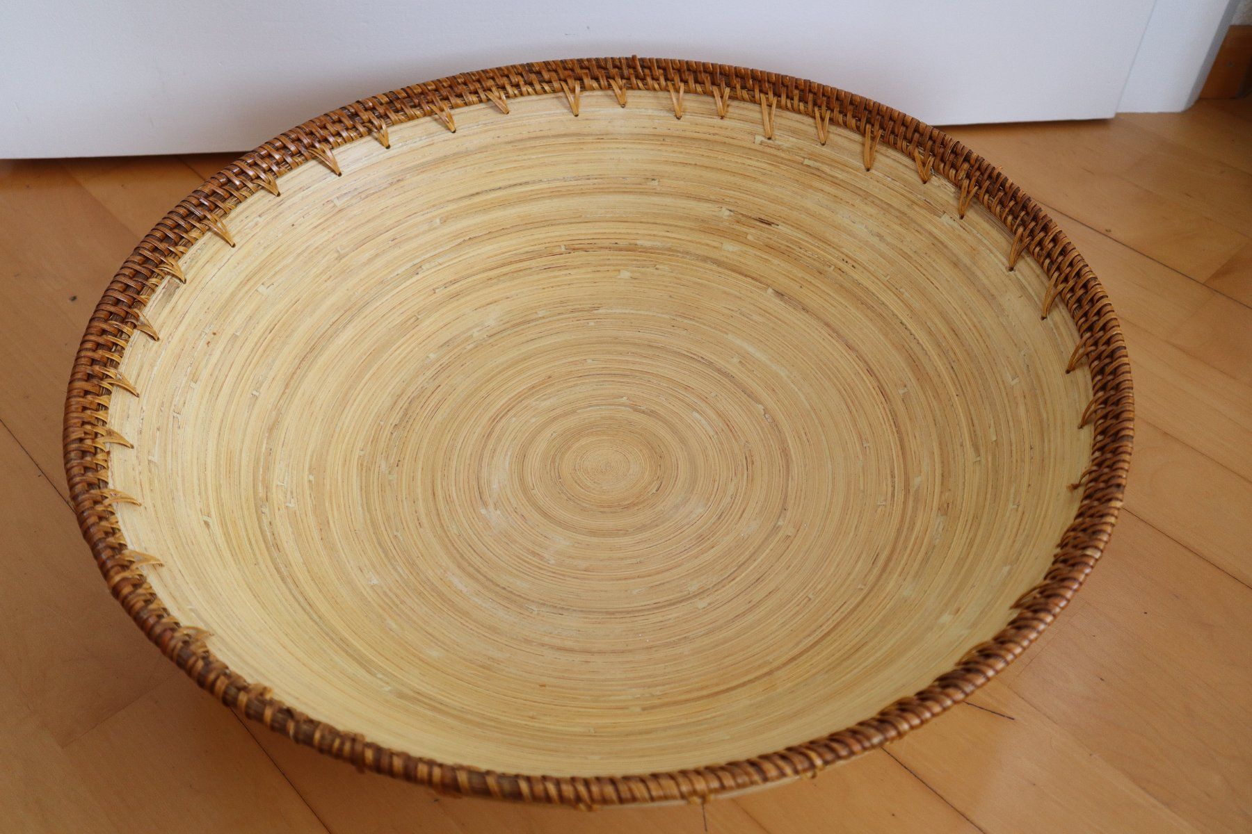 Altro per la casa: Holz Schale – Nuovo (secondo la descrizione) da Wattwil venduto da diamant1 1