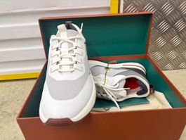 Baskets Loro Piana blanc gris état neuf avec boîte