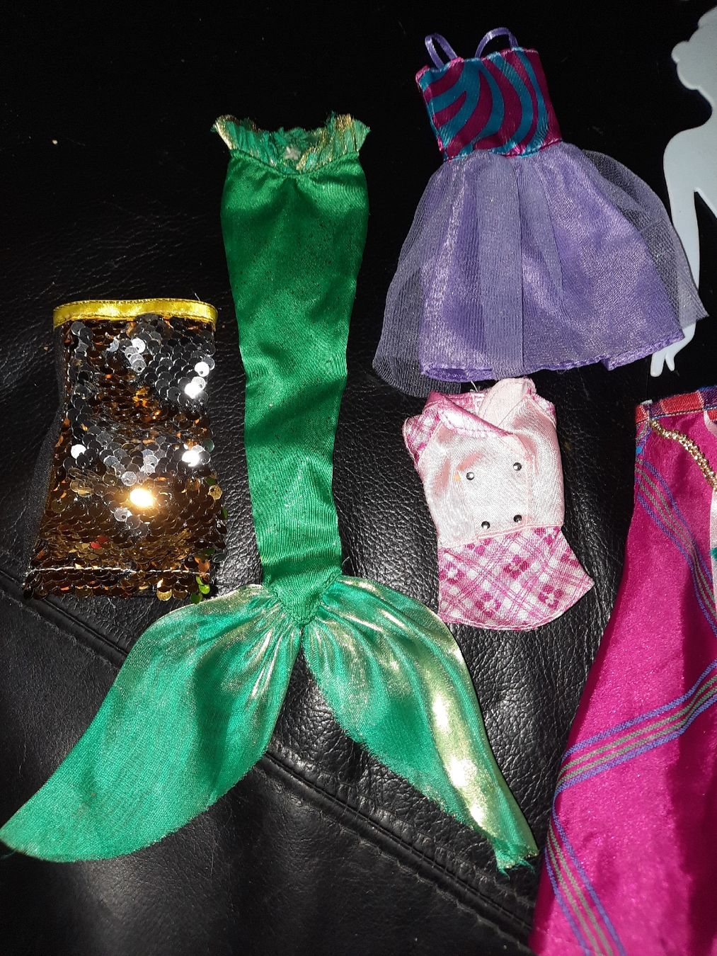 Bambole: abiti Barbie 12 pezzi – Usato da Biasca venduto da Old_6blh 1