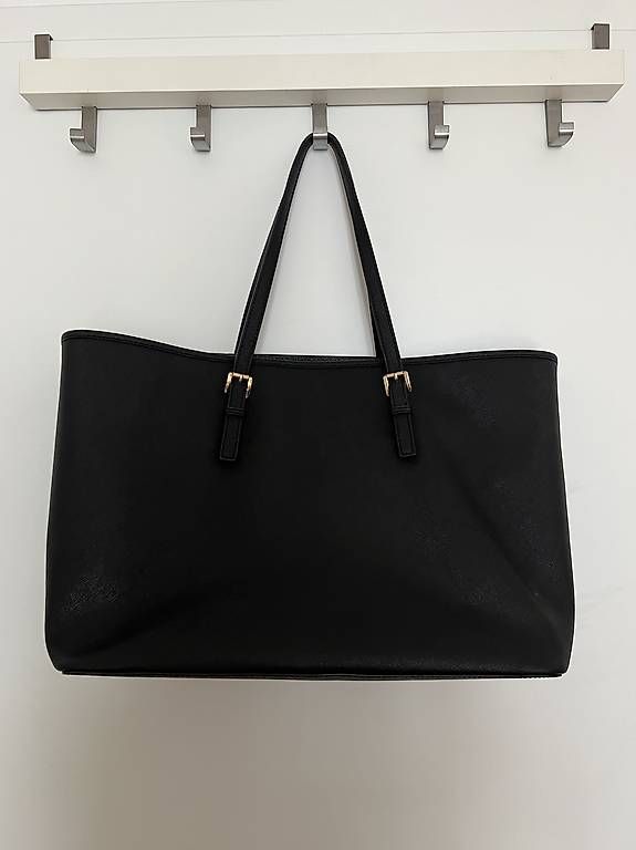 Borse da donna: Michael Kors Jet Setter Travel Tote – Usato da Kloten venduto da ama_ykc9 1