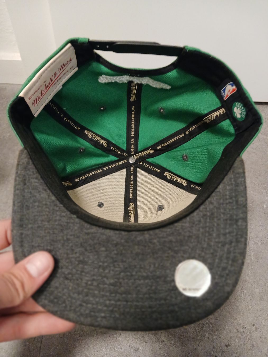 Mitchell & Ness Chapeaux, bonnets & casquettes: Mitchell & Ness Cap – Boston Celtics – D'occasion à Zug par Si7zLaC 2