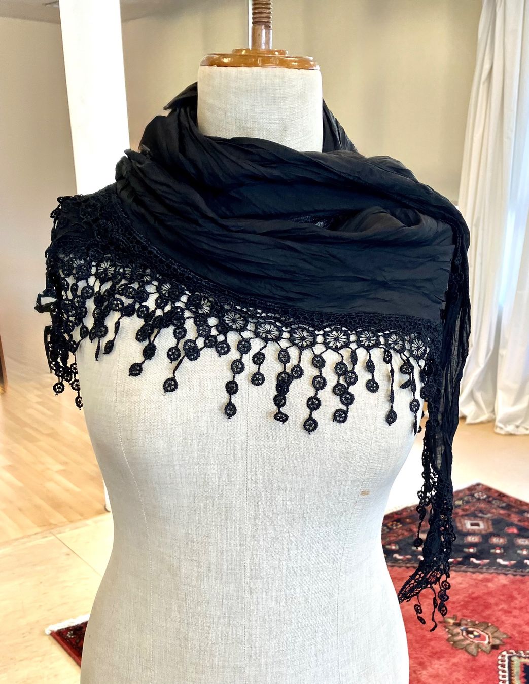 Foulards, Tücher & Schals: Schal mit Spitzen – Neu (gemäss Beschreibung) aus Schaffhausen von NinaRicardo 8