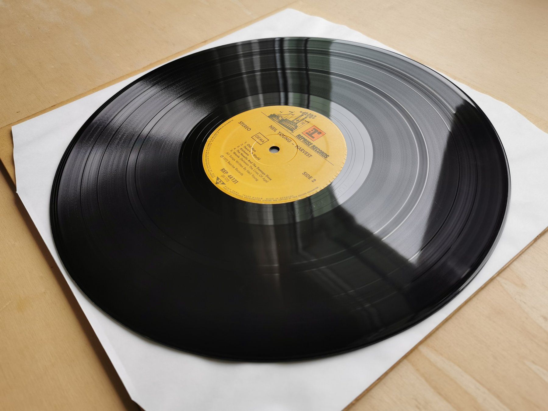 Schallplatten: Neil Young – Harvest   D 76 – Gebraucht aus Ebikon von kisuM 7