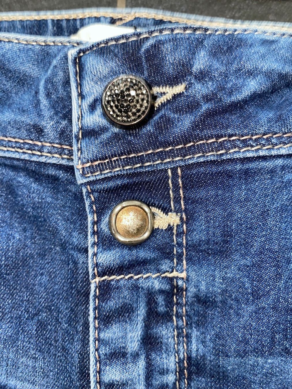 Jeans: SUPER LÄSSIGE CARTOON JEANS 44, – Nuovo (secondo la descrizione) da thierachern venduto da Styl 2