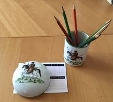POT à CRAYONS et PRESSE-PAPIERS en porcelaine Deshoulières