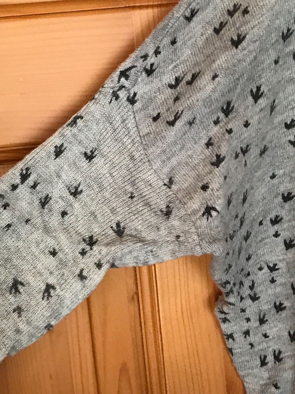 Maglioni & Felpe: DAMEN STRICKPULLOVER GRAU - EINHEITSGRÖSSE – Usato da Buchs AG venduto da fischli610 5