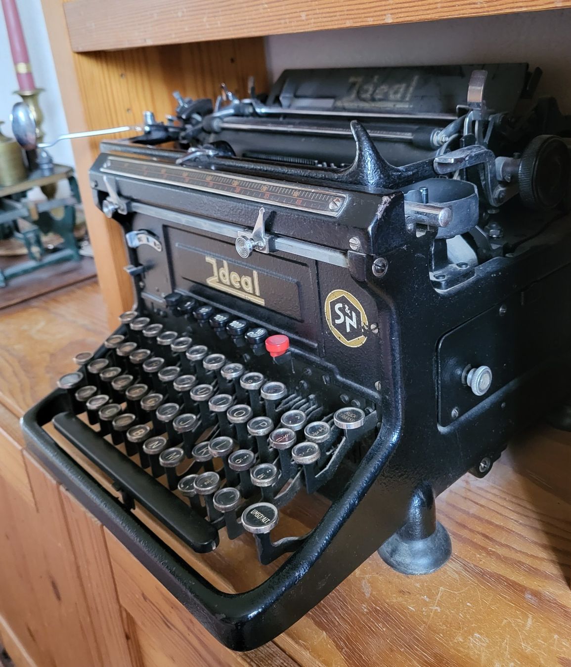 Macchine da scrivere: Antike Ideal Schreibmaschine – Usato da Effretikon venduto da fra_ff78 1