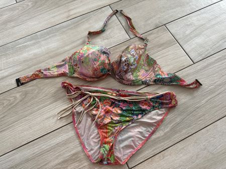 Cyell Bikini 40 D