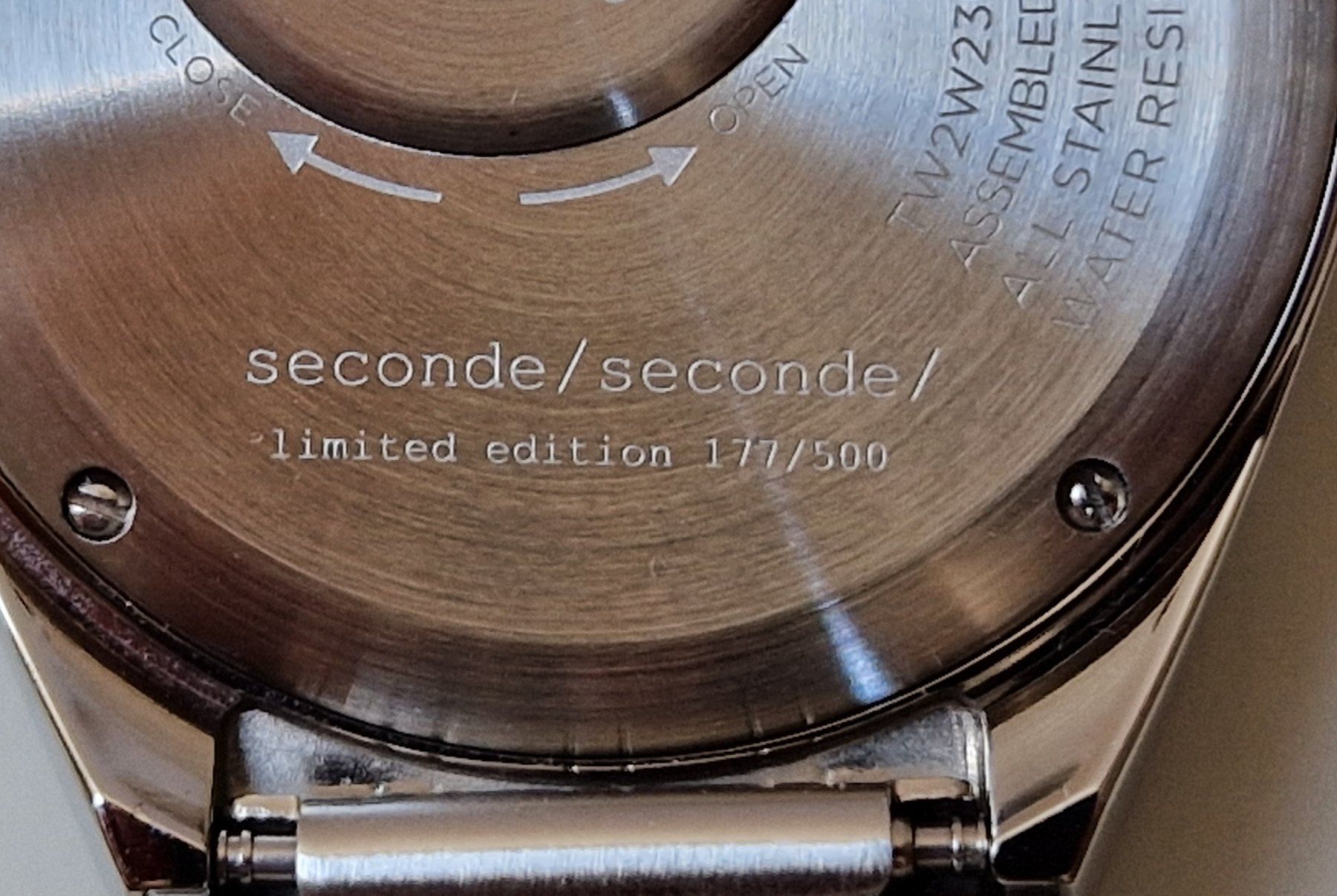 Timex Orologi: Limitierte Timex Q x seconde/seconde Episode 3 – Nuovo (secondo la descrizione) da Basel venduto da simonslap 3