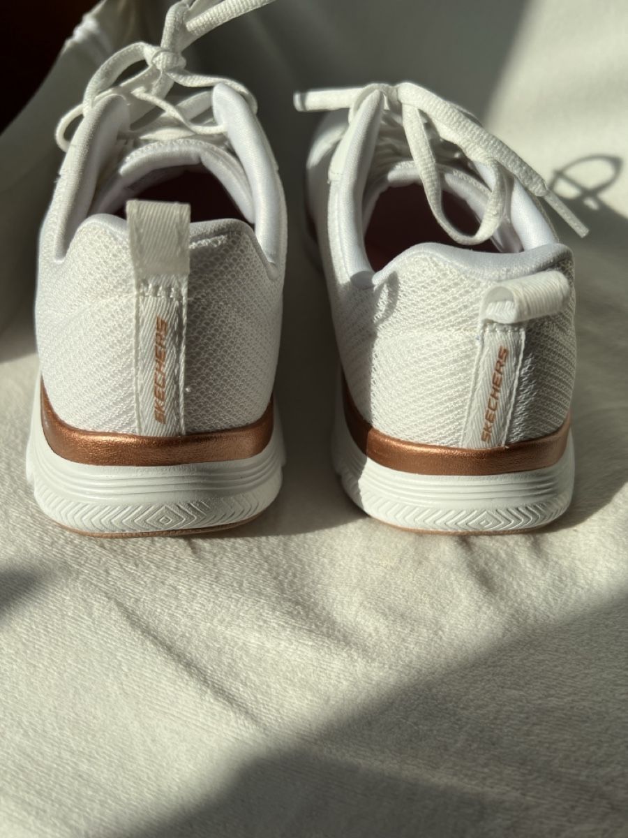 Damenschuhe: Neue Skechers Flex Appeal  – Neu (gemäss Beschreibung) aus Mörel von Emozia 3