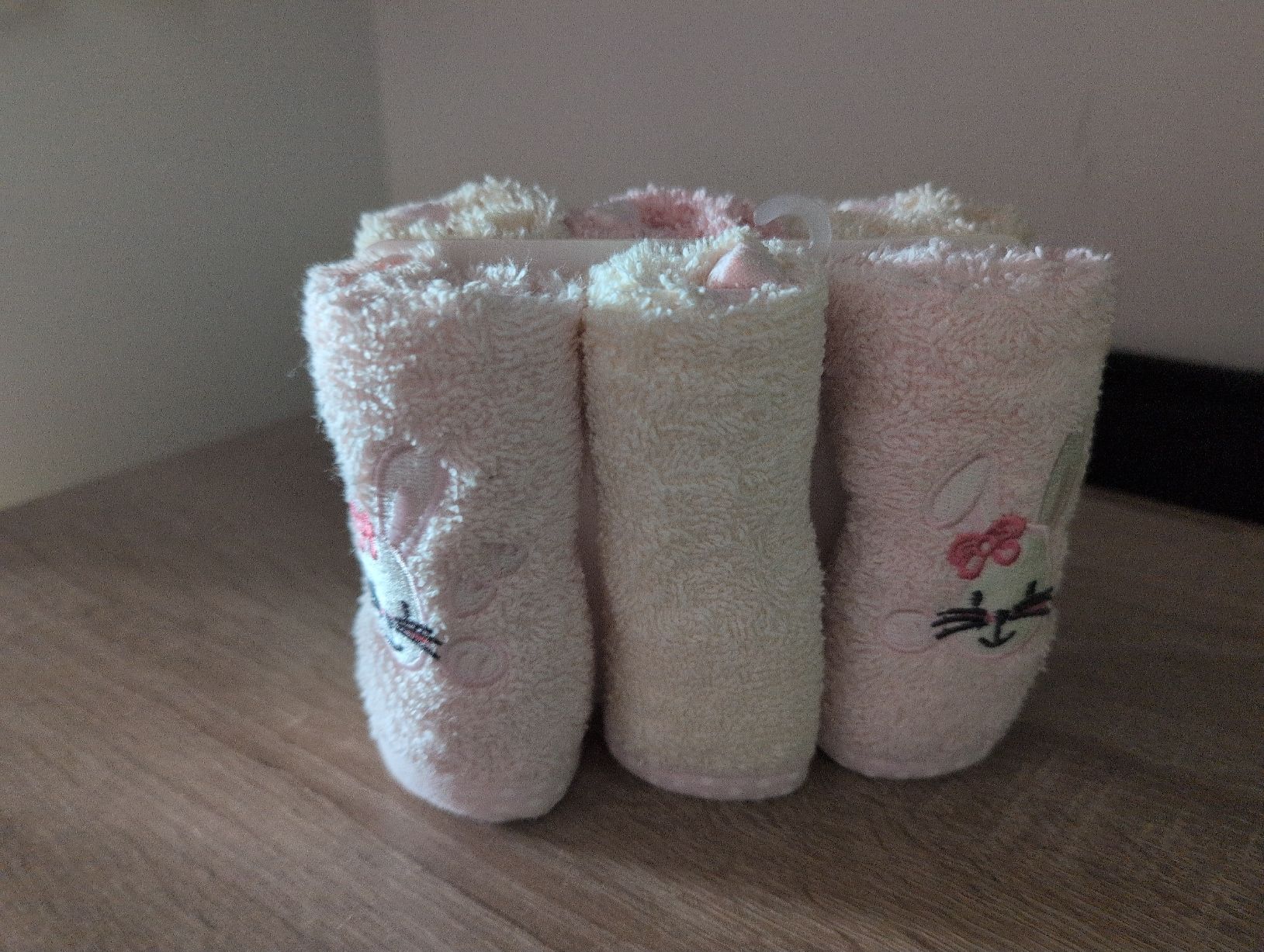 Teli da bagno: NEU Weiche, rosa Waschlappen – Nuovo e nell'imballaggio originale da Uster venduto da Mooreas